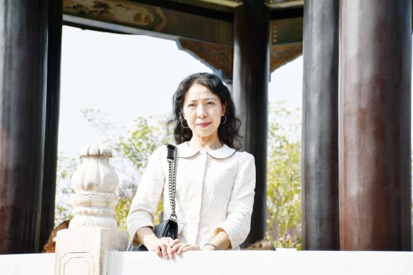 優雅女人