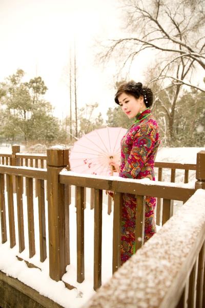 白雪佳人