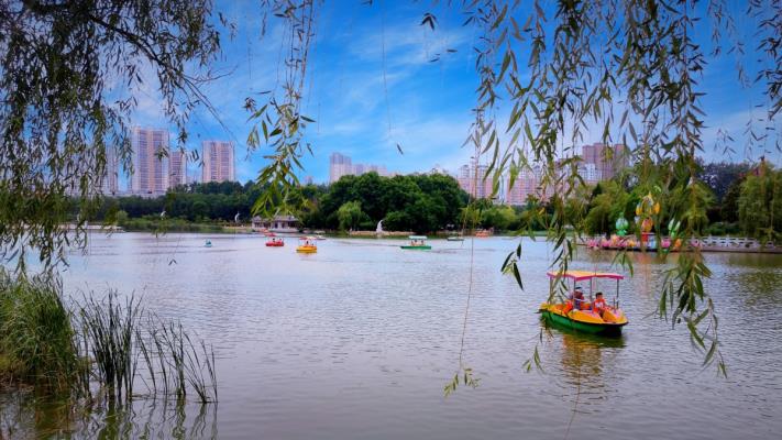 龍湖公園
