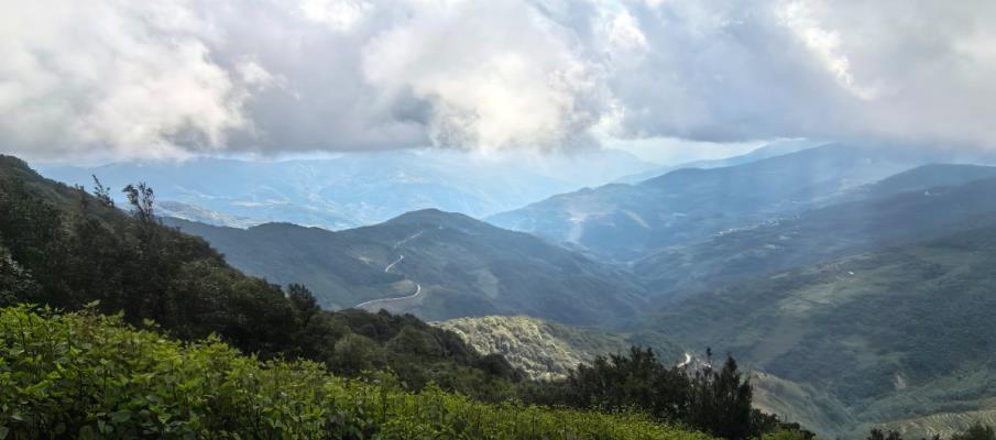 五絕·哀牢山  ?