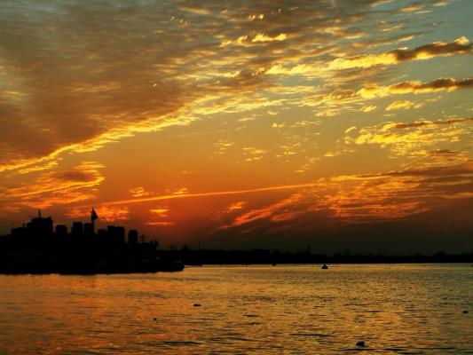 最美不過(guò)夕陽(yáng)紅。