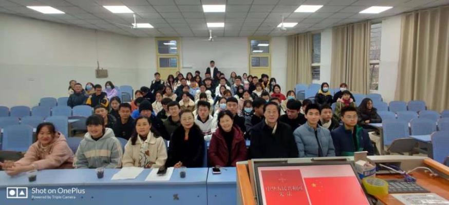 田家庵區關工委參加法治宣講活動