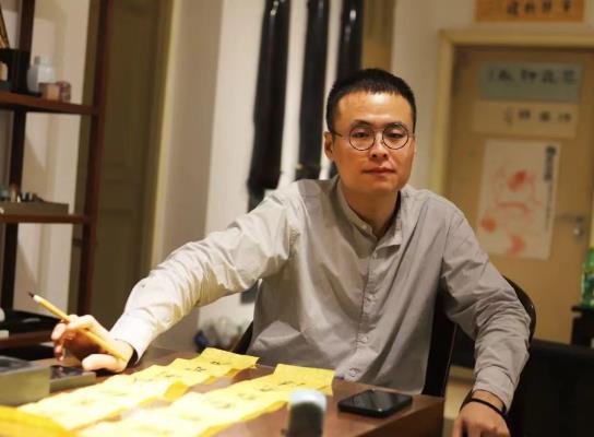 中國書壇“奧運會” 淮南小伙冠群雄