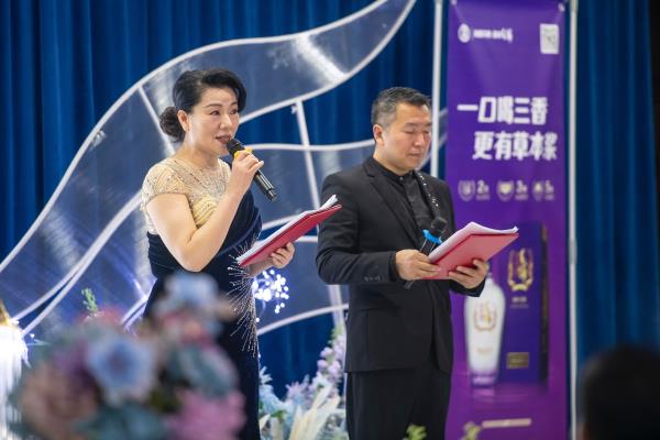 表彰優秀攝影師   為精彩淮南鼓與呼