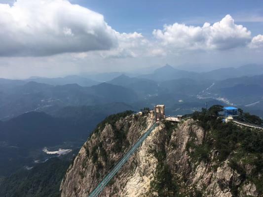 明堂山