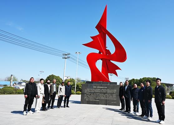 壽縣小甸鎮(zhèn) ：清明時節(jié)祭忠魂 “不忘初心”向前行