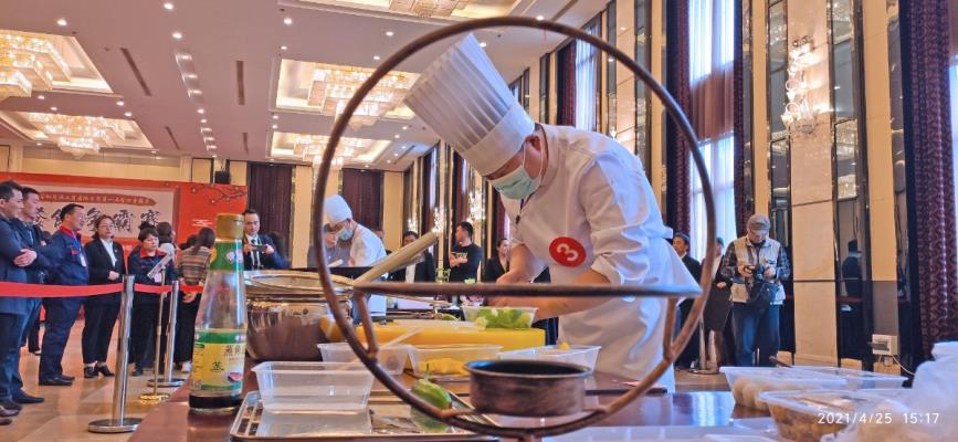 中煤新集安徽楚源公司舉辦首屆礦區(qū)餐飲爭霸賽