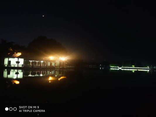 龍湖公園