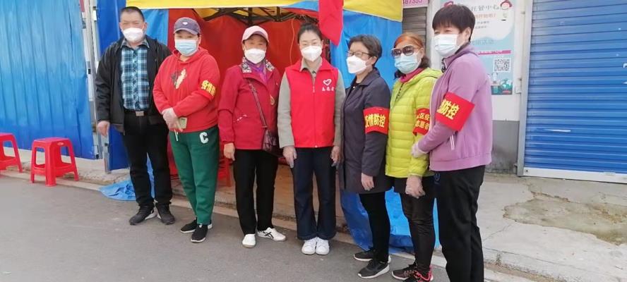 田家庵區(qū)關工委組織“五老”志愿者積極 參與疫情防控工作