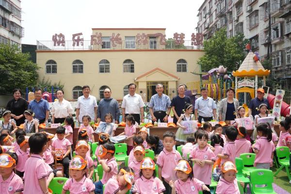市關工委來我區開展“六一”節日慰問 情暖特殊兒童與幼齡學童