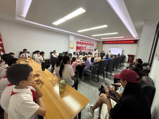 筑牢法治屏障，守護少年的你