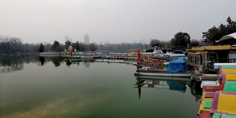 龍湖公園