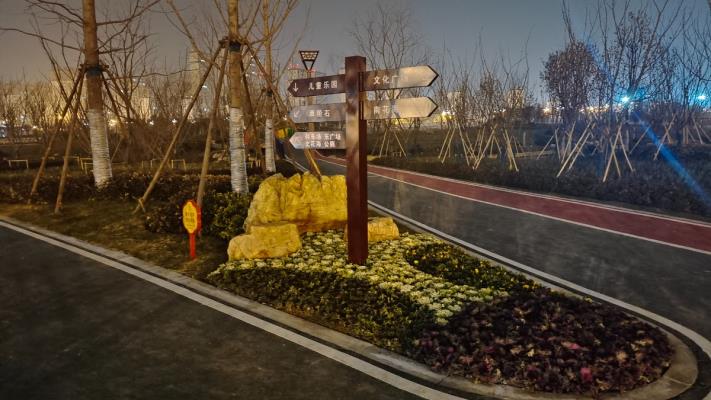 E水系帶狀公園初具規(guī)模