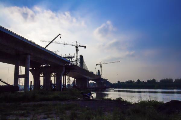 淮上淮河公路大橋新姿