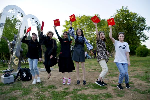 淮南圖片網龍湖公園春季人像拍攝活動紀實