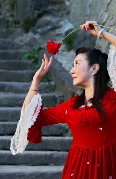 花兒為什么這樣紅