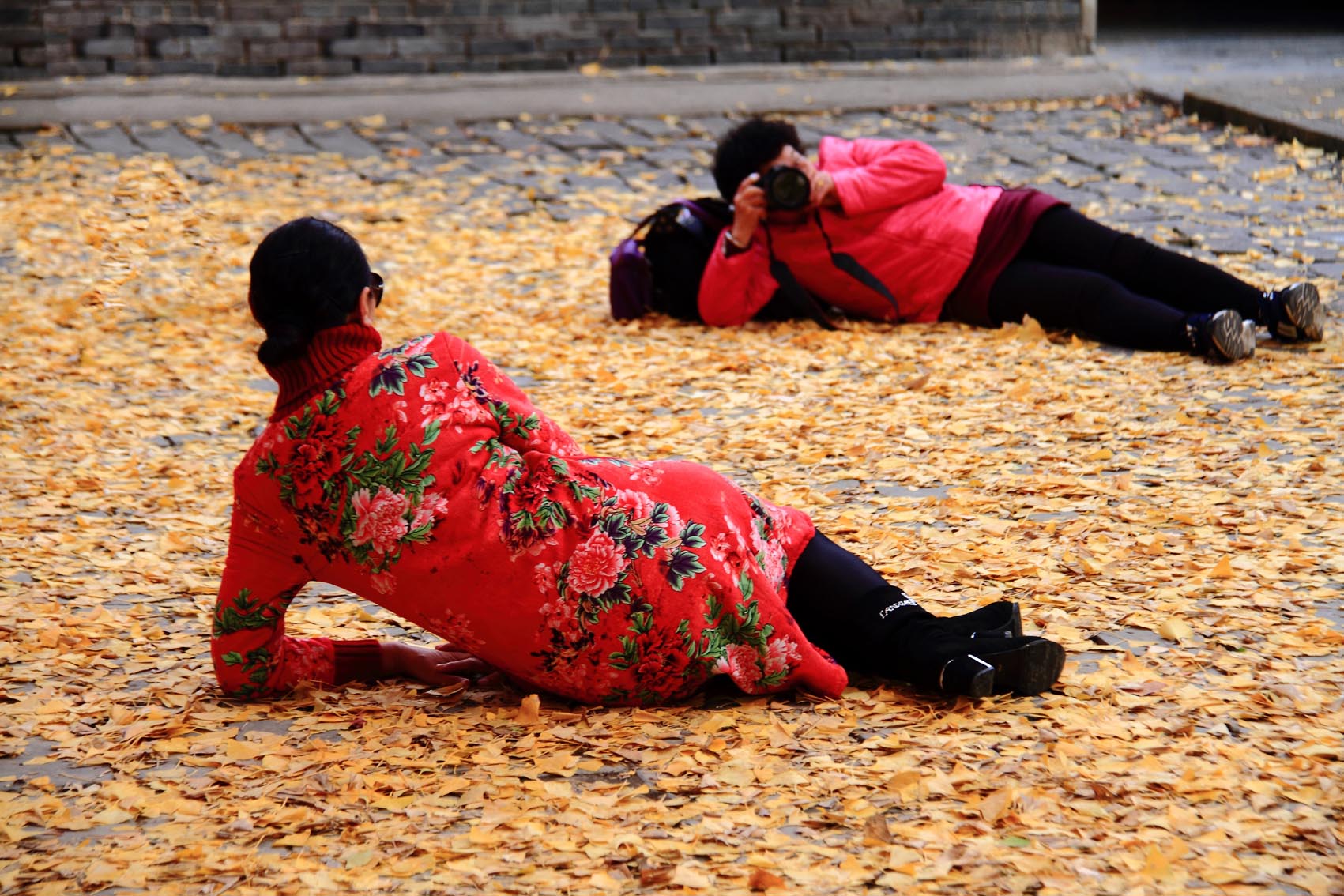 躺著拍.jpg