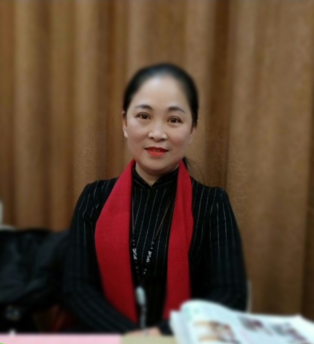 陳玲.jpg