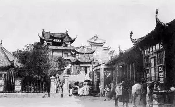 1908年武昌奧略樓.jpg
