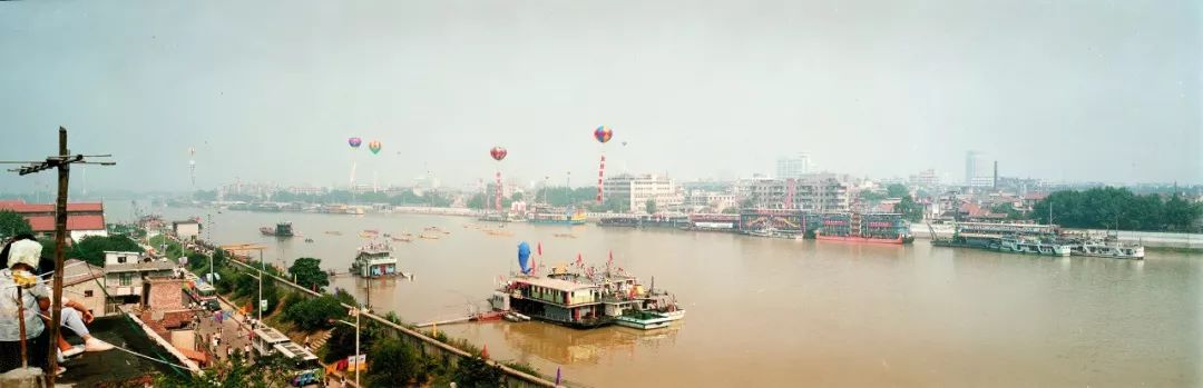 1993年，硚口漢江百舸爭流.jpeg
