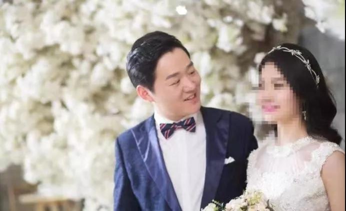 11彭銀華與愛人的結婚照.jpg 11彭銀華與愛人的結婚照.jpg