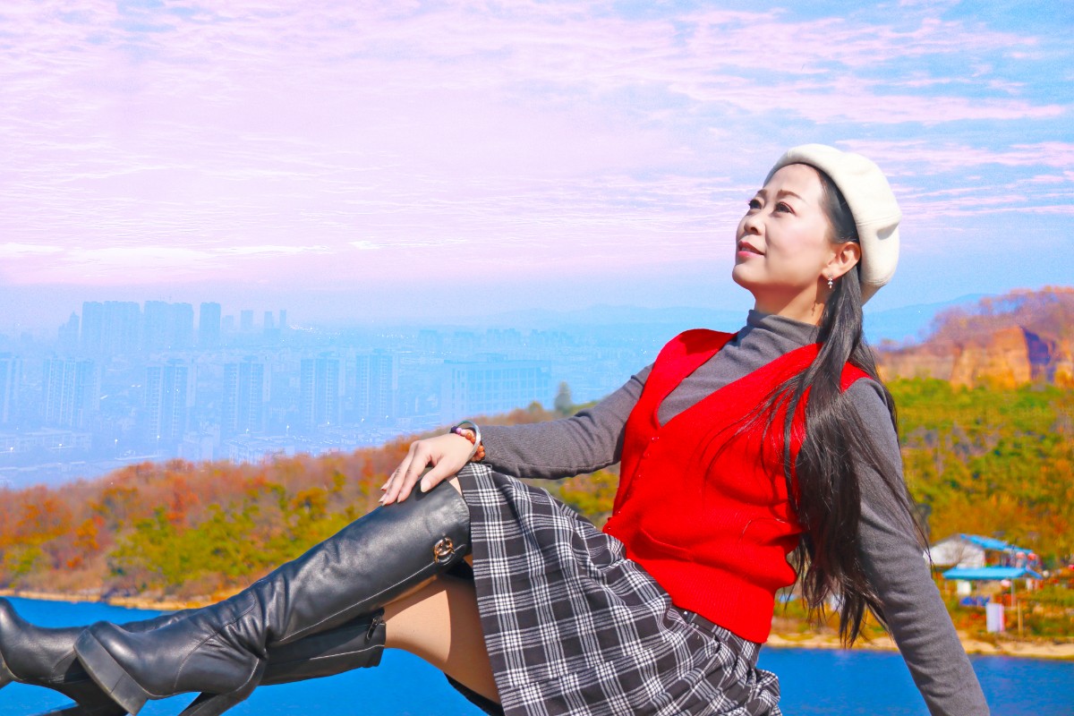 20201114臥龍山水有紅艷1-3.jpg