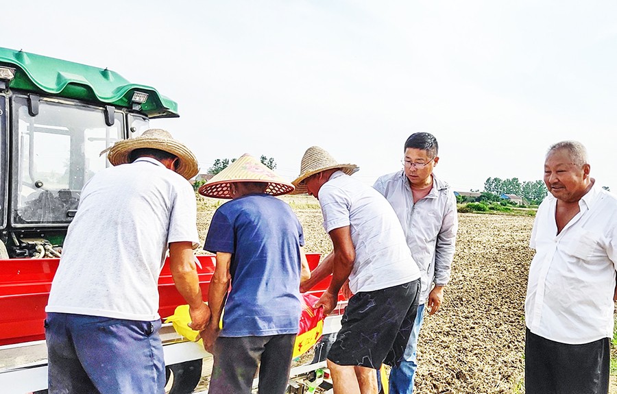 01daf7b61152d59cf77b47d7fad7fd70_副本.jpg