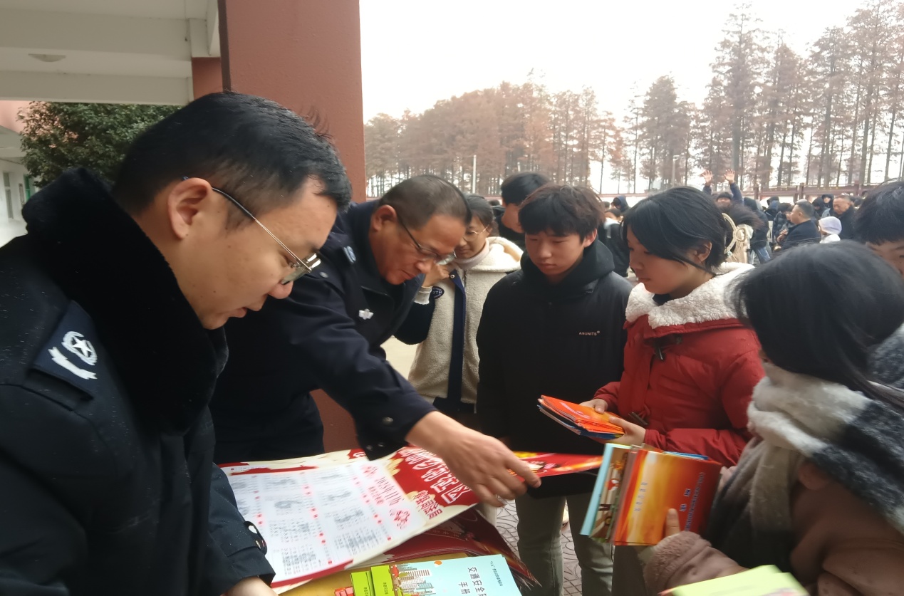 圖片3.jpg 圖片3.jpg