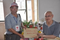 市紅十字會(huì)志愿者助陽(yáng)光男孩戰(zhàn)病魔
