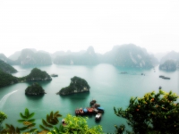 “海納百川”