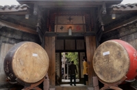 鼓耀門庭