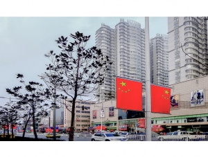 五星紅旗代表了強大，也展示了團結與和諧